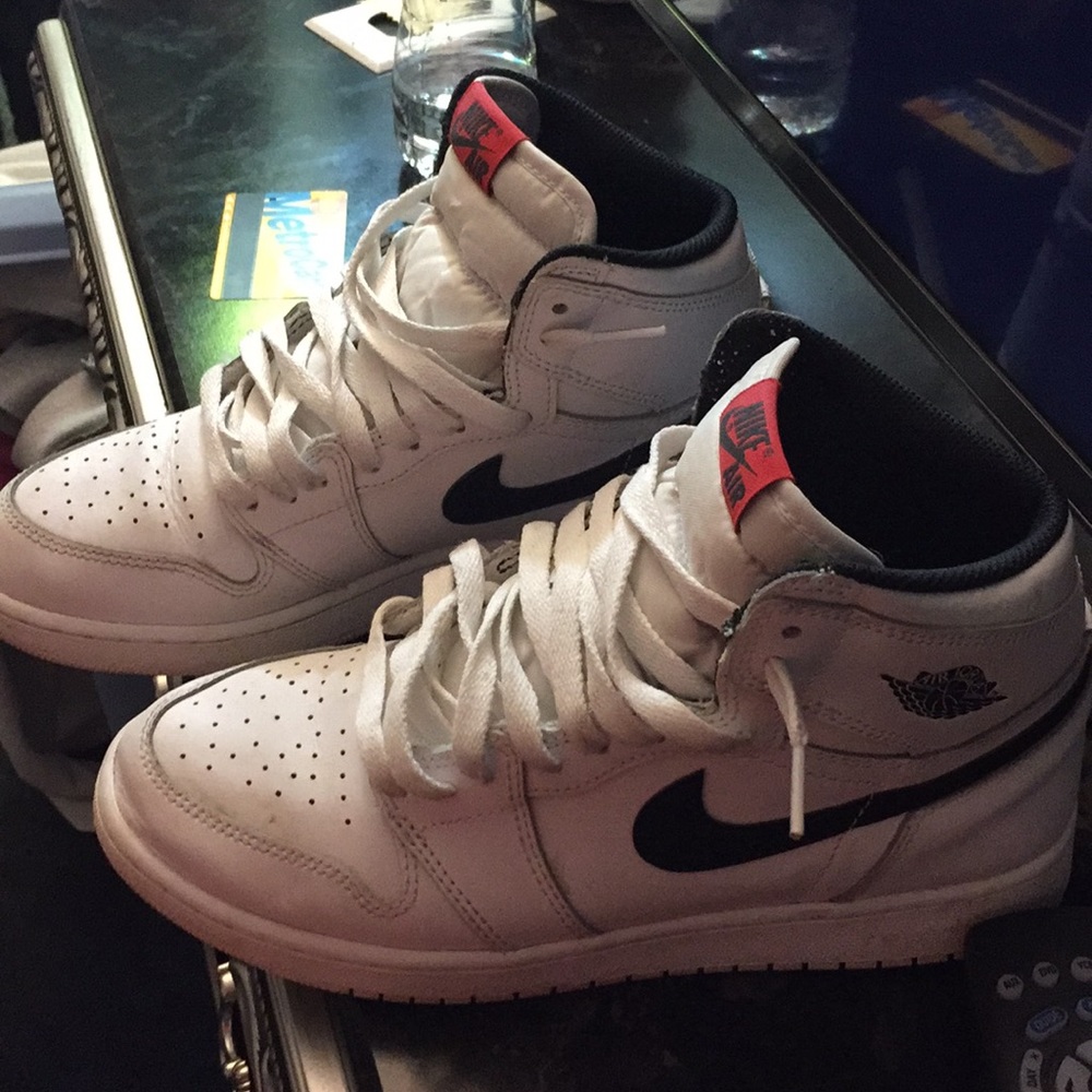 Jordan 1s - Picture 2 of 5